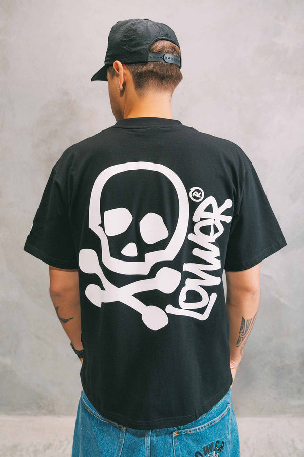 Beefy Tee 2.0 - Crossbones